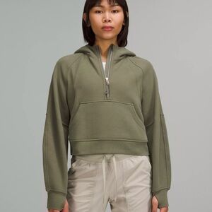 Lululemon Scuba Oversized Half-Zip XS/S in Medium Olive